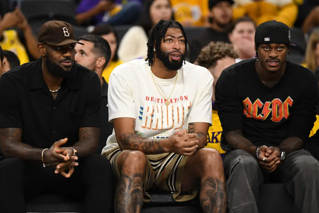 Los Angeles Lakers: Anthony Davis To Lose Leadership Role In A Few Years According To NBA Insider 2 Anthony Davis, LeBron James, Jared Vanderbilt, Los Angeles Lakers