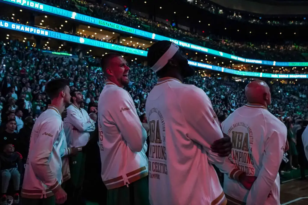 Boston Celtics: Joe Mazzula Explains Parquet Floor Kiss; Brings Out Psycho-Joe Again 1 Boston Celtics players