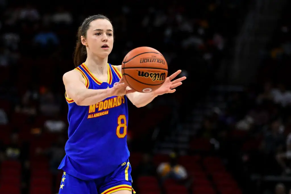 "She's Canadian Clark!" - Great Michigan Wolverines Freshman Excites During '24 Season Opener 1 Michigan Wolverines Syla Swords