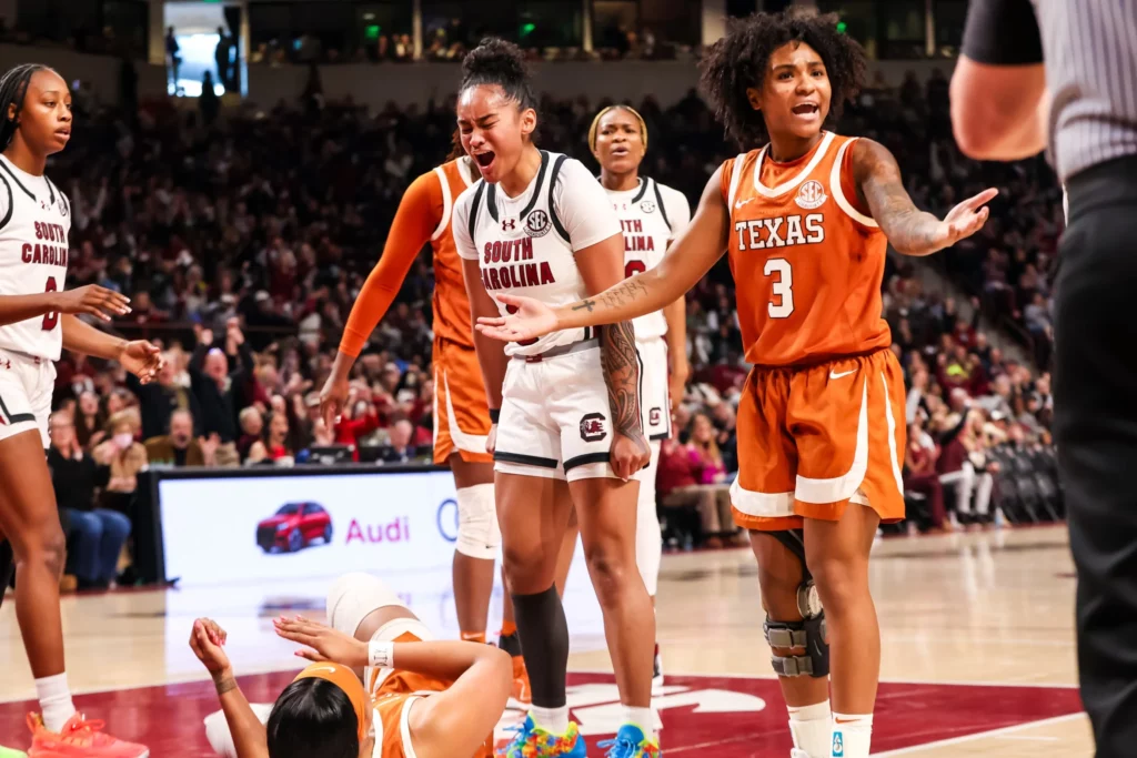 South Carolina STIFLES Texas Offense, SECURING Impressive Victory over #5 Texas 3 South Carolina guard Te-Hina Paopao (0) celebrates a play as Texas guard Rori Harmon (3) disputes the call at Colonial Life Arena in Columbia, S.C., on Jan. 12, 2025.