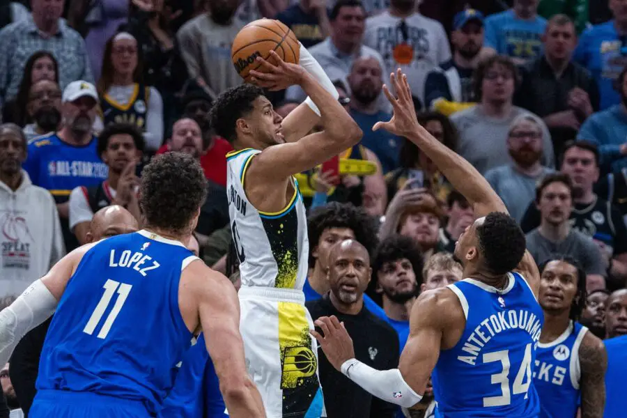 Milwaukee Bucks: Giannis Antetokounmpo Secures 6th MVP Finalist Recognition After Game 1 Playoff Loss 1 USATSI 25644478 168400517 lowres