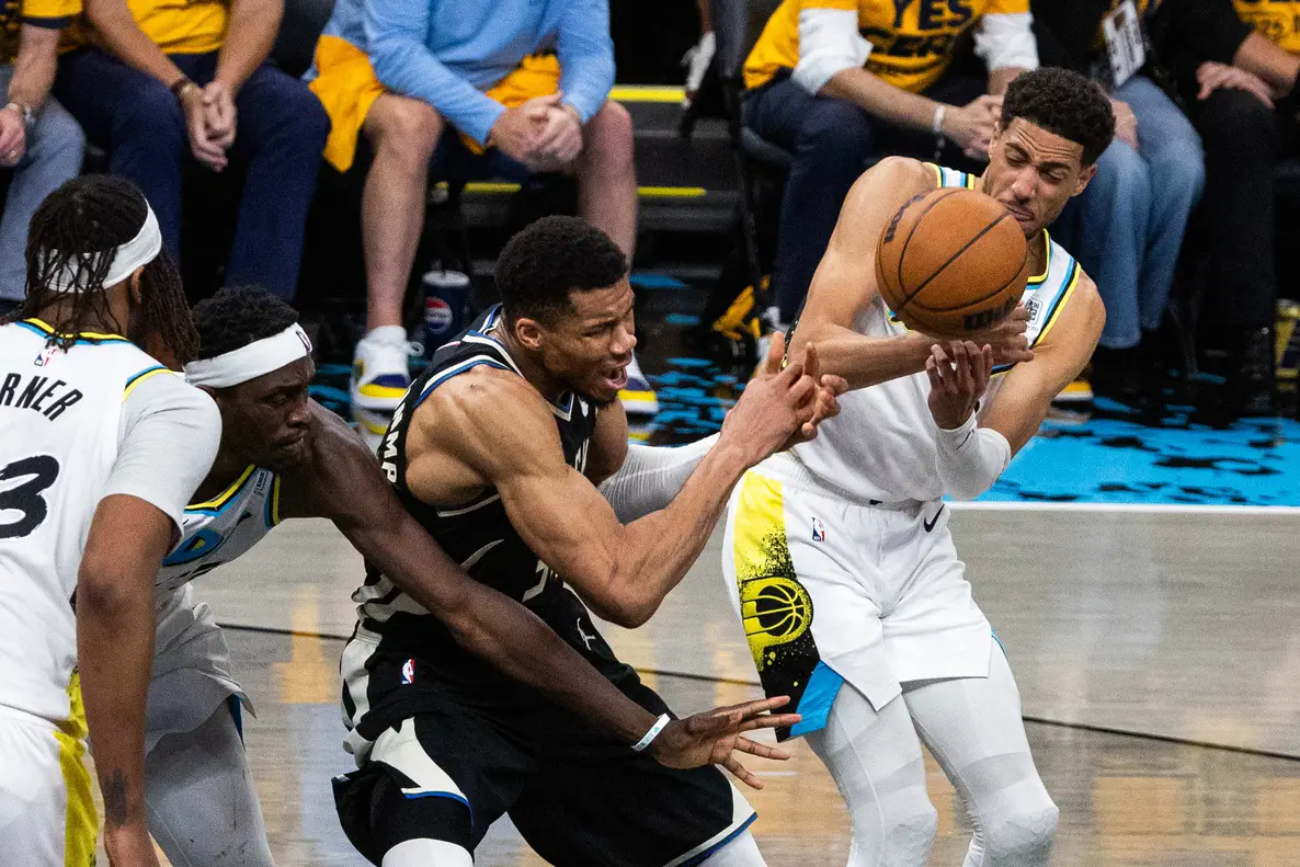 "Giannis Losing Is More Important?" Giannis Antetokounmpo's Brother Questions Tyrese Haliburton's Father's Priorities In Viral Moment 2 USATSI 26047987 168400517 lowres