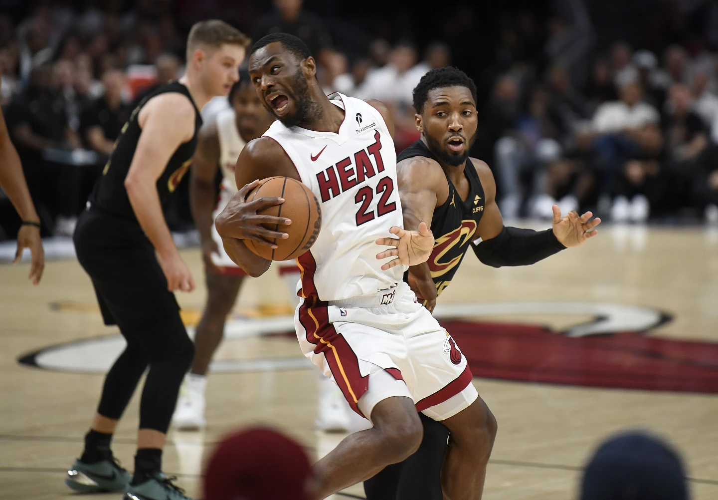 Cleveland Cavaliers Make Incredible NBA History After Historic Game 4 Performance vs. Miami 2 cleveland cavaliers donovan mitchell