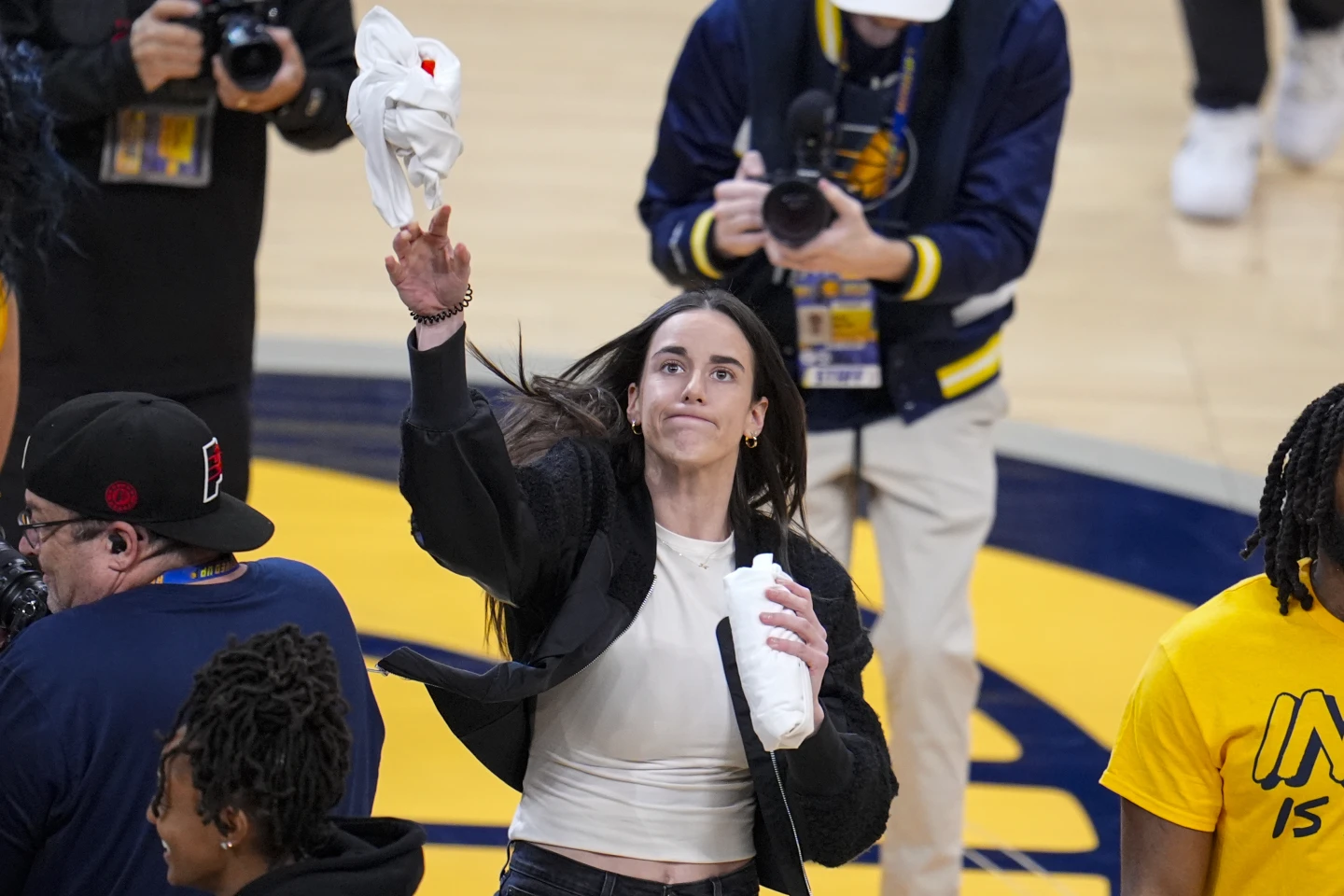 LOOK: Caitlin Clark Asks Teammate To Throw T-Shirt To A Bucks Fan's Face 1 indiana pacers caitlin clark